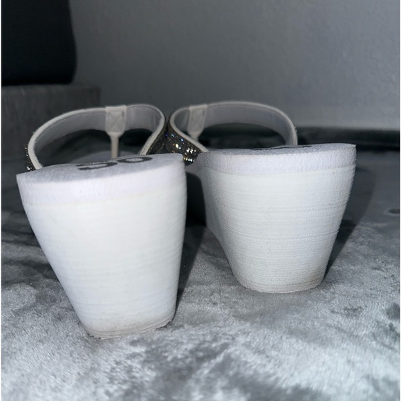 SO Bubbly Women’s Wedge Sandals - Picture 4 of 6